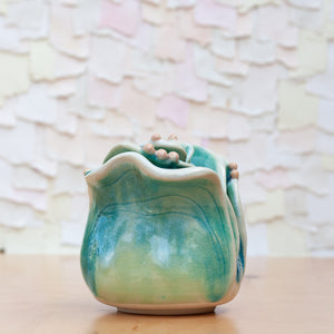 Petal Bud Vase in Coral 02