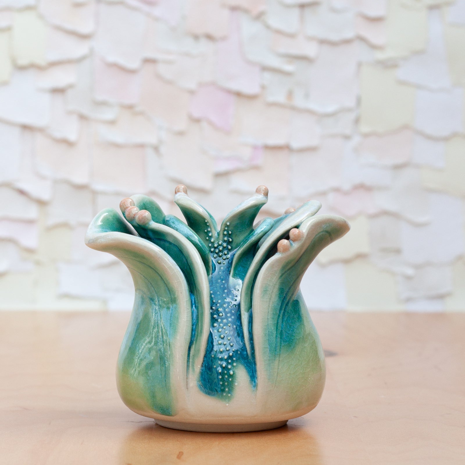 Petal Bud Vase in Coral 02