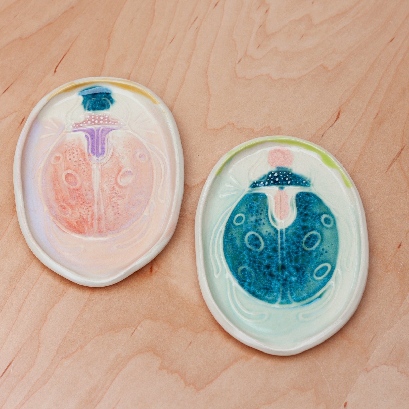 Lady Bug Spoon Rest in Solar Ray